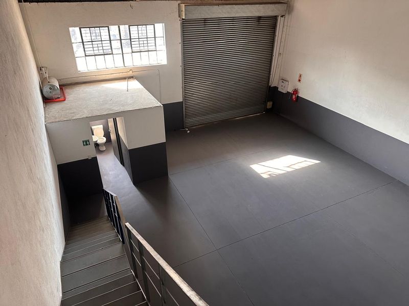 Light Industrial premisses close to Nelpruit CBD for Sale or To Let - 250 sqm - Photo 7