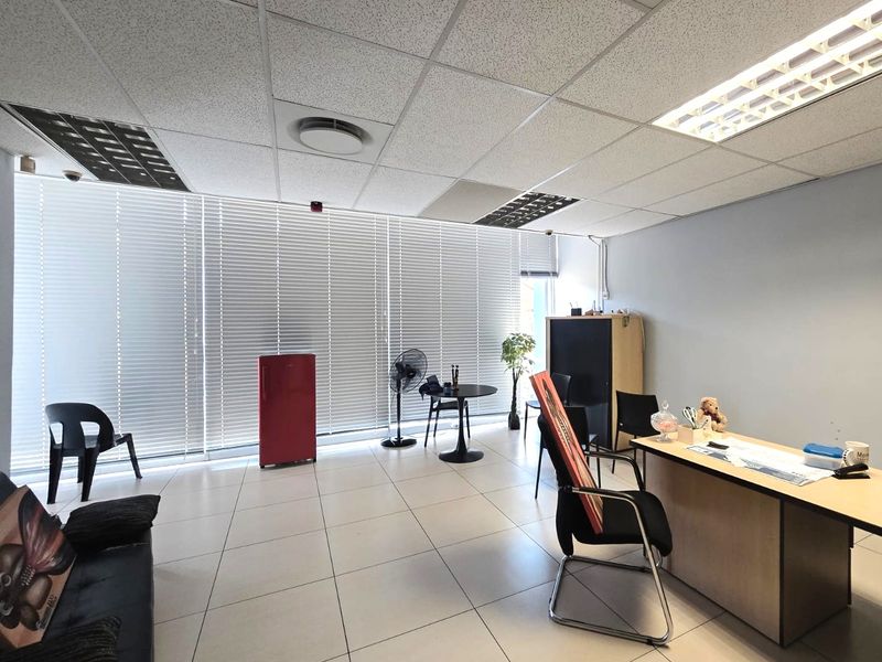 Prime commercial office space in Umhlanga - Photo 5