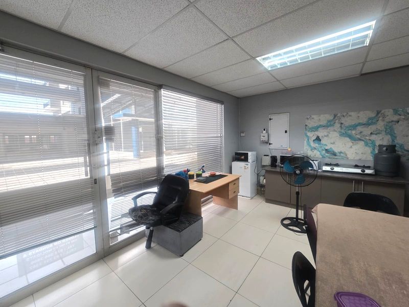Prime commercial office space in Umhlanga - Photo 9