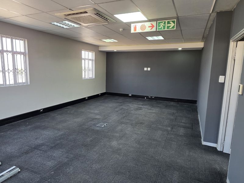 6,242m2 Standalone Warehouse To Let in Corporate Park South | 350 Amps - Photo 9