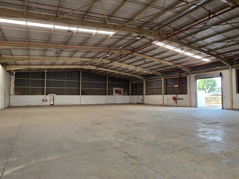 6,242m2 Standalone Warehouse To Let in Corporate Park South | 350 Amps - Photo 2