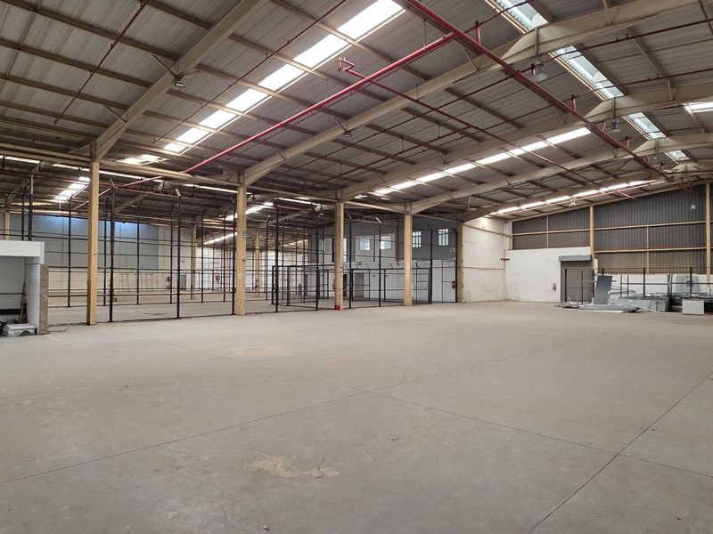 6,242m2 Standalone Warehouse To Let in Corporate Park South | 350 Amps - Photo 3