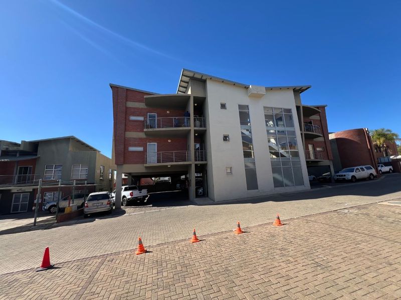 Commercial Office in Bendor - Photo 5