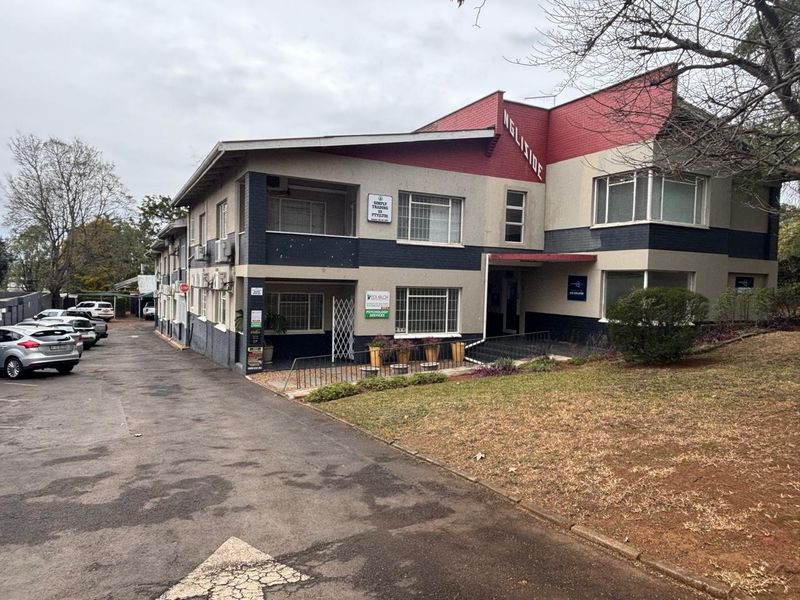 92sqm Office For Sale in Wembley, Pmb for R1 295 000-00 plus Vat - Photo 2