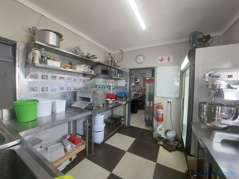 The new location of your restaurant or venue is waiting for you... - Photo 10