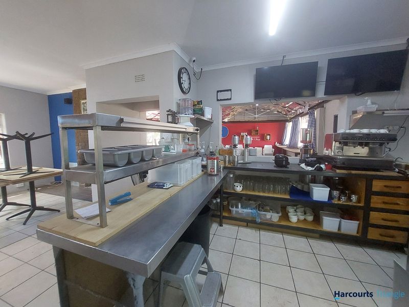 The new location of your restaurant or venue is waiting for you... - Photo 2