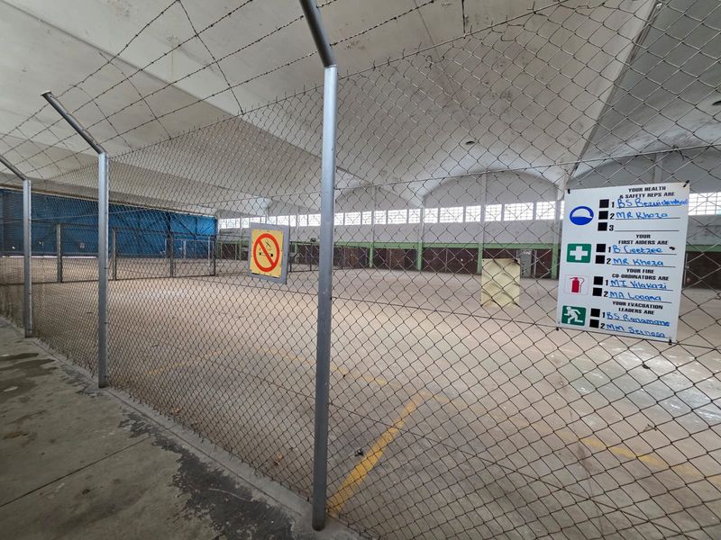 Commercial Property To Rent – Prime Location in Vereeniging! - Photo 2