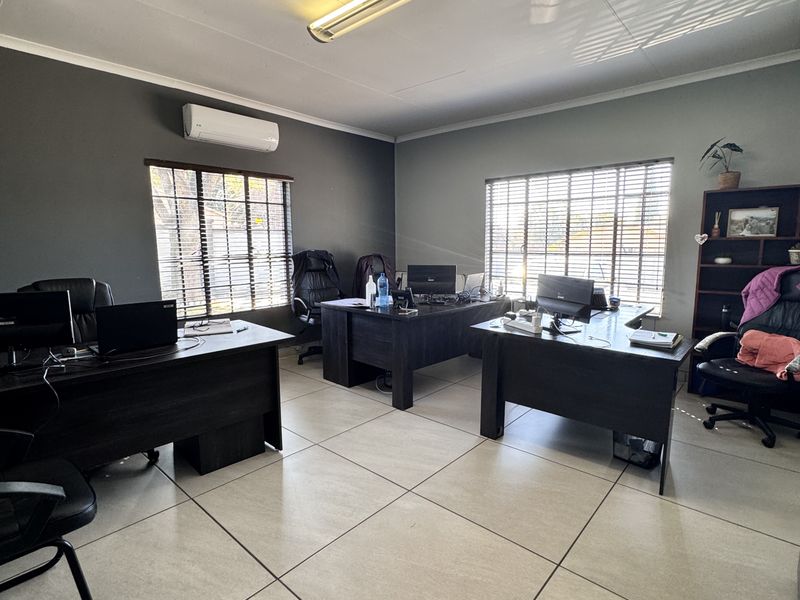 Prime Professional Office Space For Sale – Secure, Modern andFully Equipped! - Photo 6