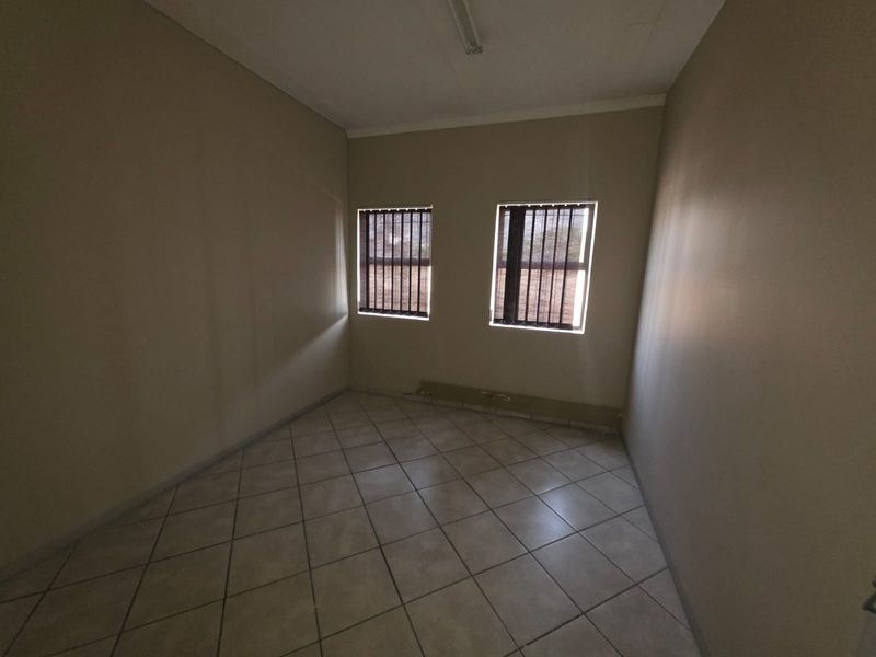 Office Space to Rent – Sasolburg CBD - Photo 6
