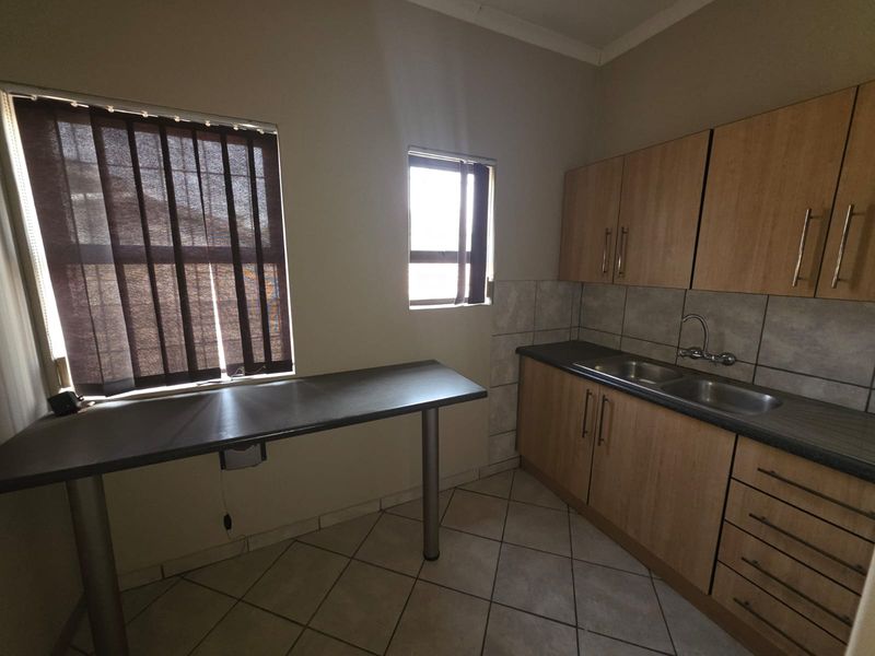 Office Space to Rent – Sasolburg CBD - Photo 9