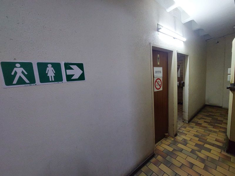 Multiple offices to let - Photo 3