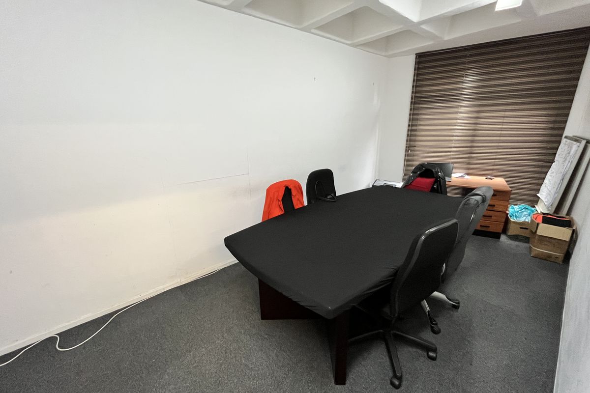 Prime Commercial Office Suite for Sale – Forest Road, Pinetown | R998 500 - Photo 3