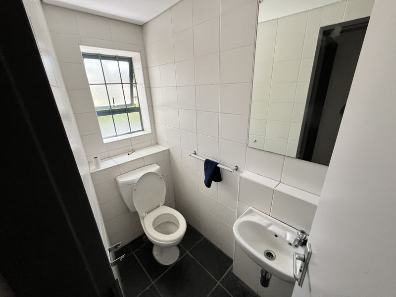 Prime Commercial Office Suite for Sale – Forest Road, Pinetown | R998 500 - Photo 10