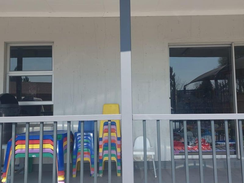 Commercial Property for Sale in Vaalpark – Nursery & Daycare! - Photo 2