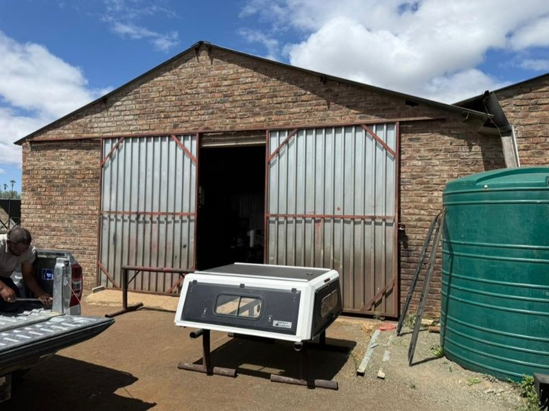 PRIME FACTORY / INDUSTRIAL PROPERTY IN GRAAFF-REINET – “THE GEM OF THE KAROO” - Photo 3