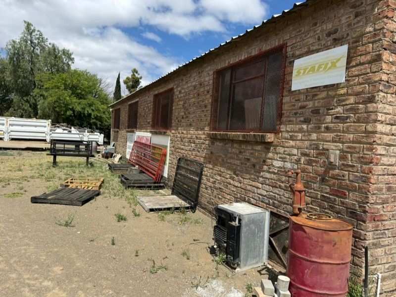 PRIME FACTORY / INDUSTRIAL PROPERTY IN GRAAFF-REINET – “THE GEM OF THE KAROO” - Photo 6
