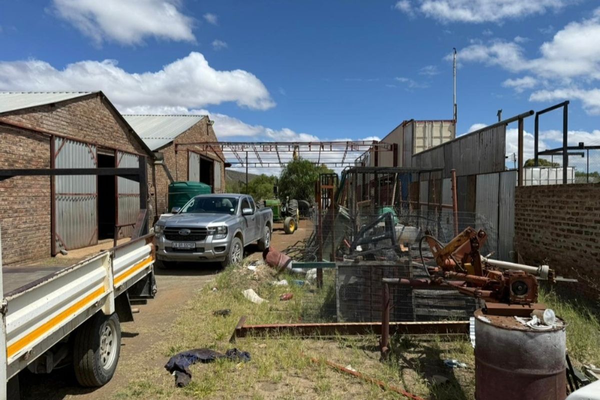 PRIME FACTORY / INDUSTRIAL PROPERTY IN GRAAFF-REINET – “THE GEM OF THE KAROO” - Photo 4