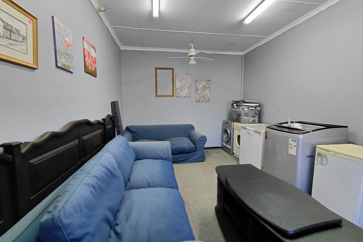 Business Zone 2 property for sale - Photo 5