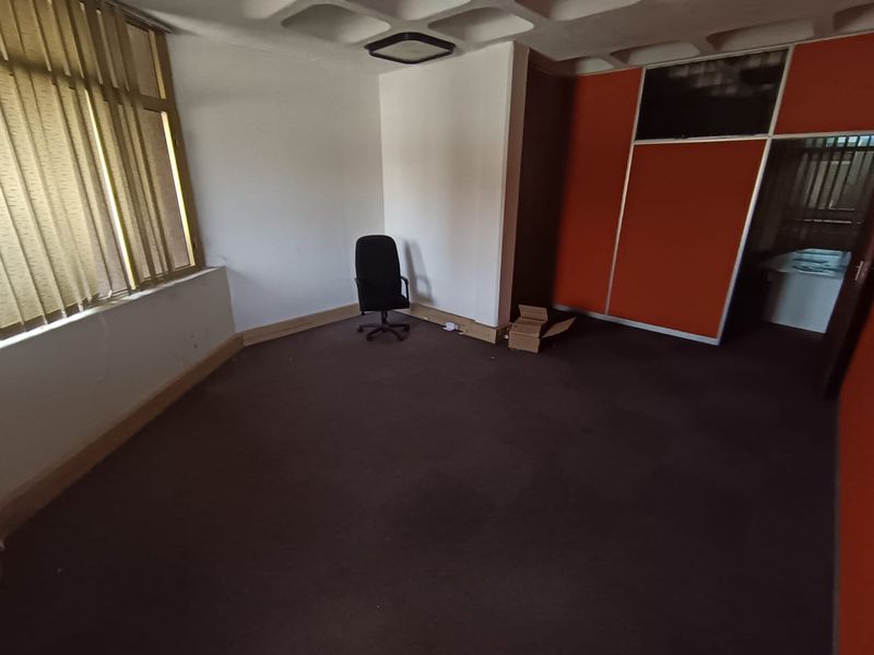 Office space in Pretoria North - Photo 4