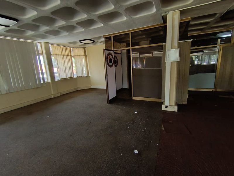 Commercial Space to Rent 1st Floor - Photo 4