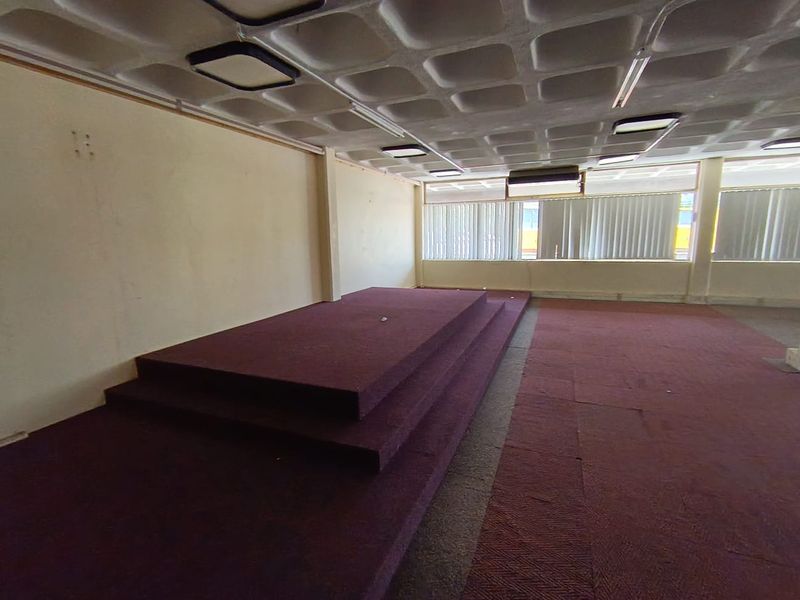 Commercial Space to Rent 1st Floor - Photo 2