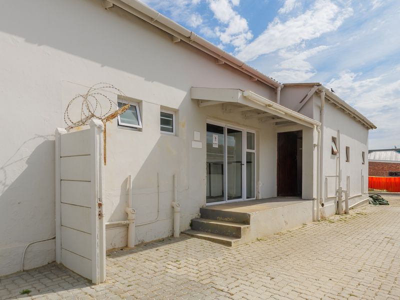Established Tenants | Multiple Income Streams | Future Potential - Photo 5