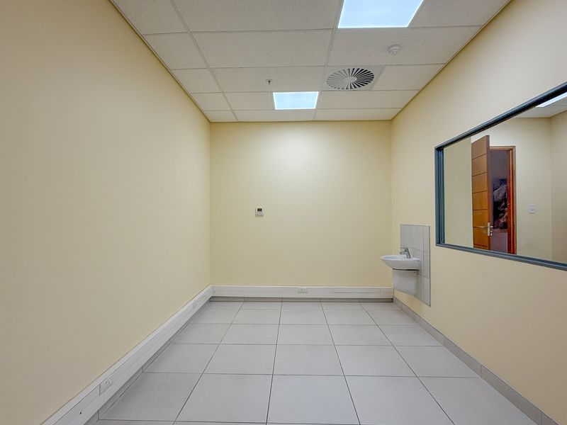 Odyssey Medical Suite – Consultation / Office Space - Photo 5