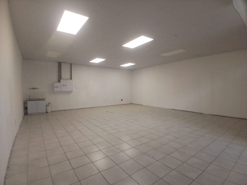 Untouched Retail Gem - Photo 5