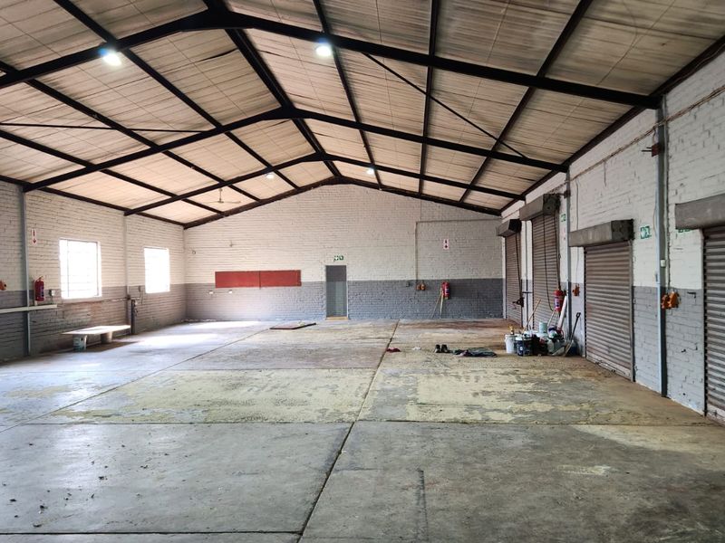 Industrial Property with 3 Buildings on One Stand – Prime Rental Income Opportunity in White River - Photo 3