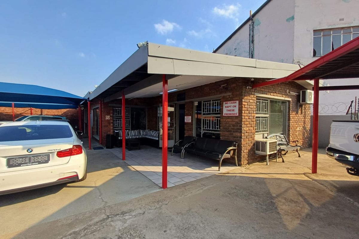 Prime Commercial Property for Sale! - Photo 5