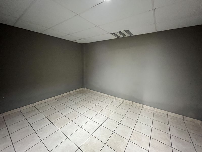 For Sale, Mini Factory/Warehouse – 211 sqm | North Point - Photo 7