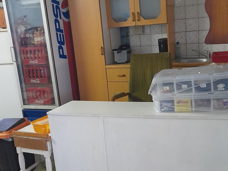 This large, business-zoned property in the heart of Meyerton presents an exceptional opportunities. - Photo 8