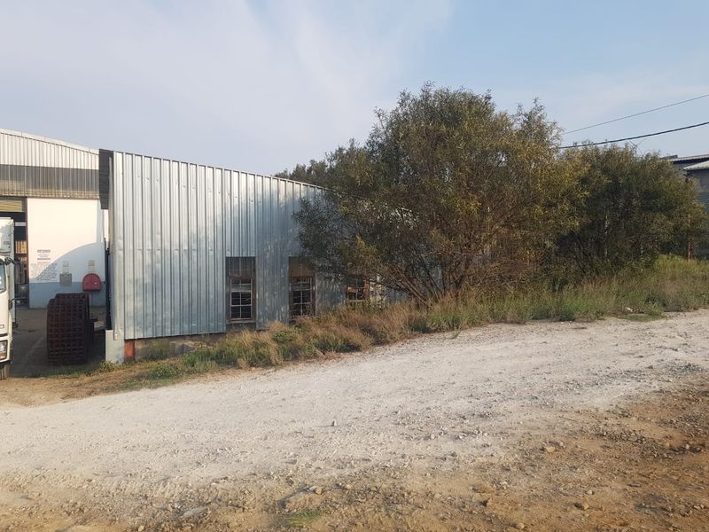 KZN MIDLANDS - CLOSE TO N3 & R103 CORRIDOR - PRIME INDUSTRIAL/COMMERCIAL PROPERTY - Photo 3