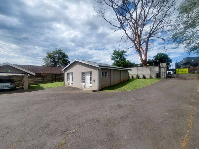 Underpriced Commercial Property for Sale - Prime Scottsville Location - Photo 2