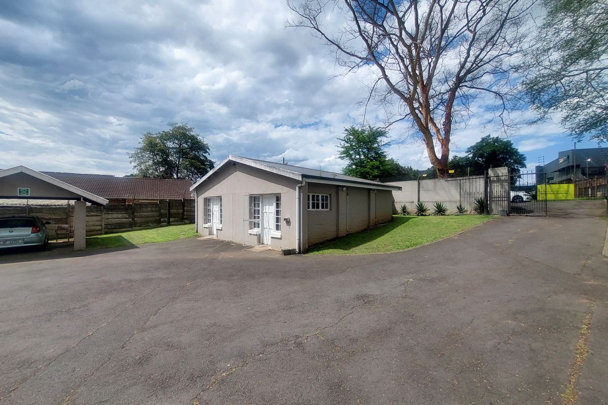 Underpriced Commercial Property for Sale - Prime Scottsville Location - Photo 2