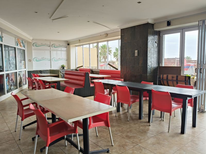 Prime Commercial Property for Sale – Dolphin View Building, Jeffreys Bay Main Beach - Photo 8