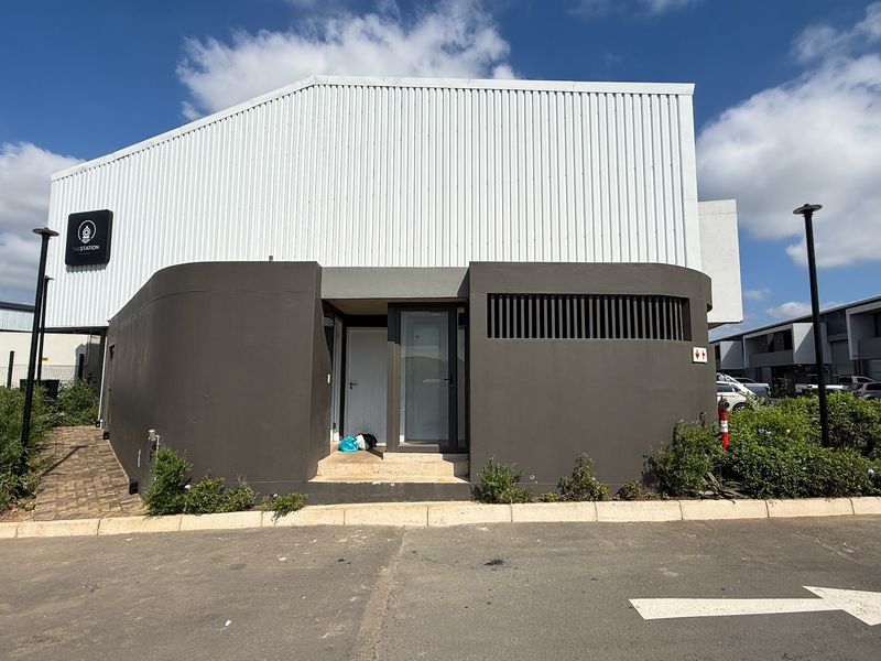 TO RENT: Section 5 – The Station, North Point - Photo 3