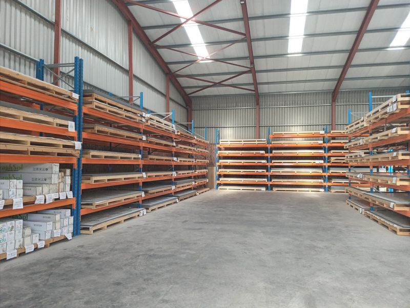 Prime Industrial Facility with 1,500sqm GLA – Ready for Investment in George, Steinhoff Industrial - Photo 8