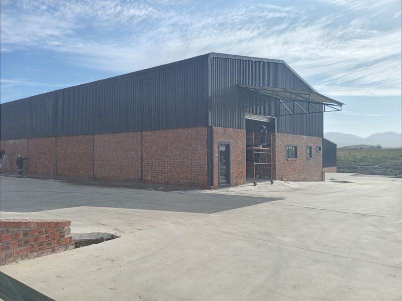 Prime Industrial Facility with 1,500sqm GLA – Ready for Investment in George, Steinhoff Industrial - Photo 4
