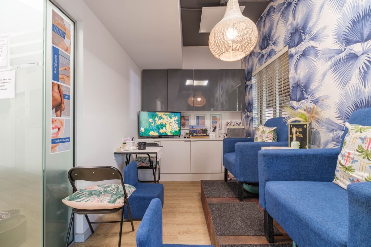 Small offices in Simbithi Office Park rarely come up... and this one is available now - Photo 3