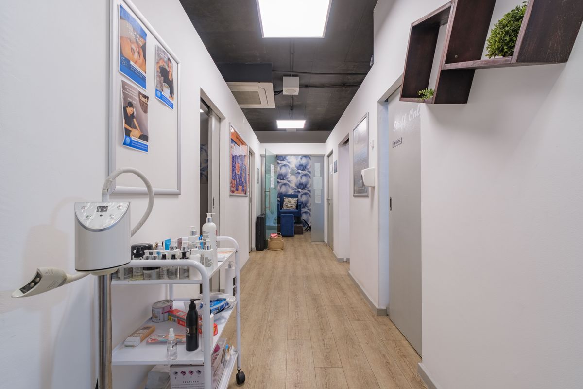 Small offices in Simbithi Office Park rarely come up... and this one is available now - Photo 4