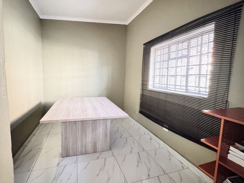 Prime Commercial Property with Office & Warehouse Space - Photo 6