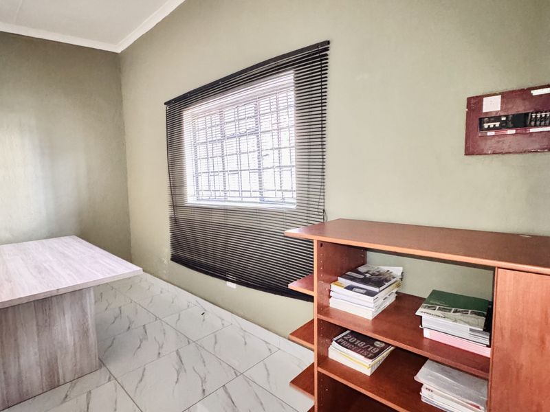 Prime Commercial Property with Office & Warehouse Space - Photo 5