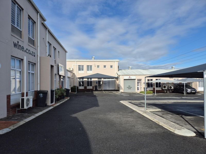 COMMERCIAL/ LIGHTS INDUSTRIAL - UNIT TO LET- KINGFISHER PARK (THE INTERCHANGE) - Photo 3