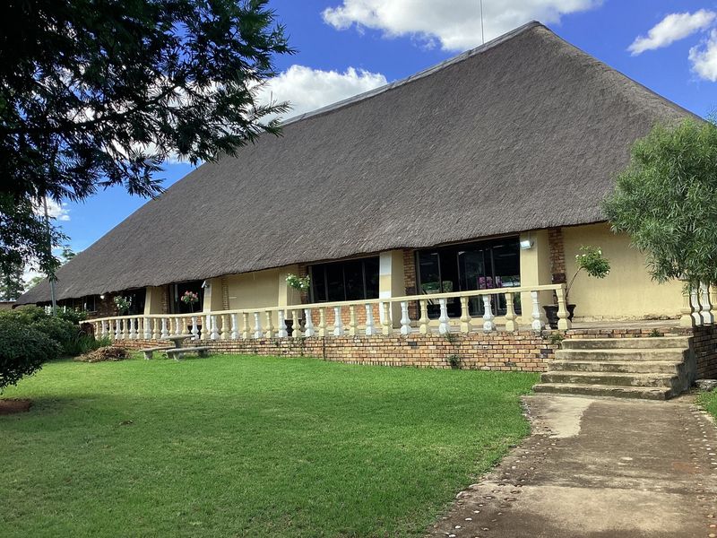 Iconic Thatched Events Estate on 1.06 Hectares | Established Venue with Expansion Potential - Photo 10