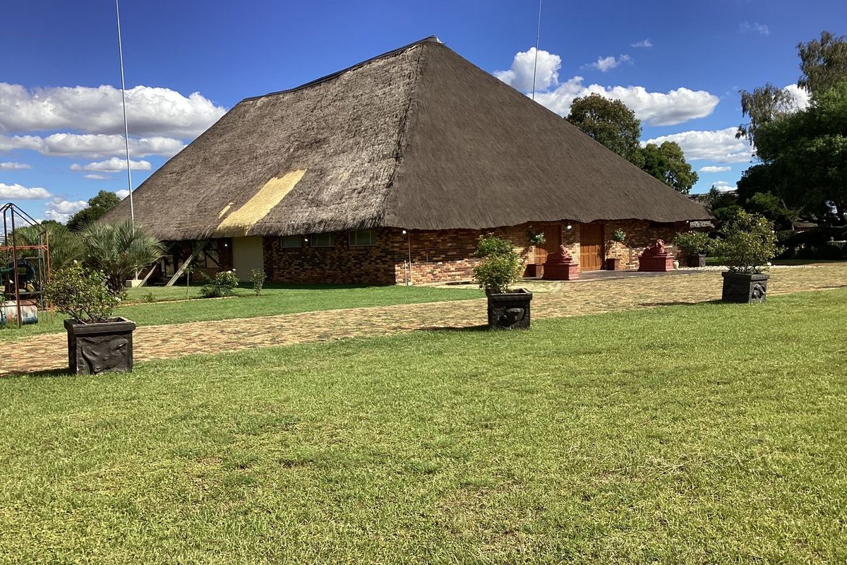 Iconic Thatched Events Estate on 1.06 Hectares | Established Venue with Expansion Potential - Photo 3