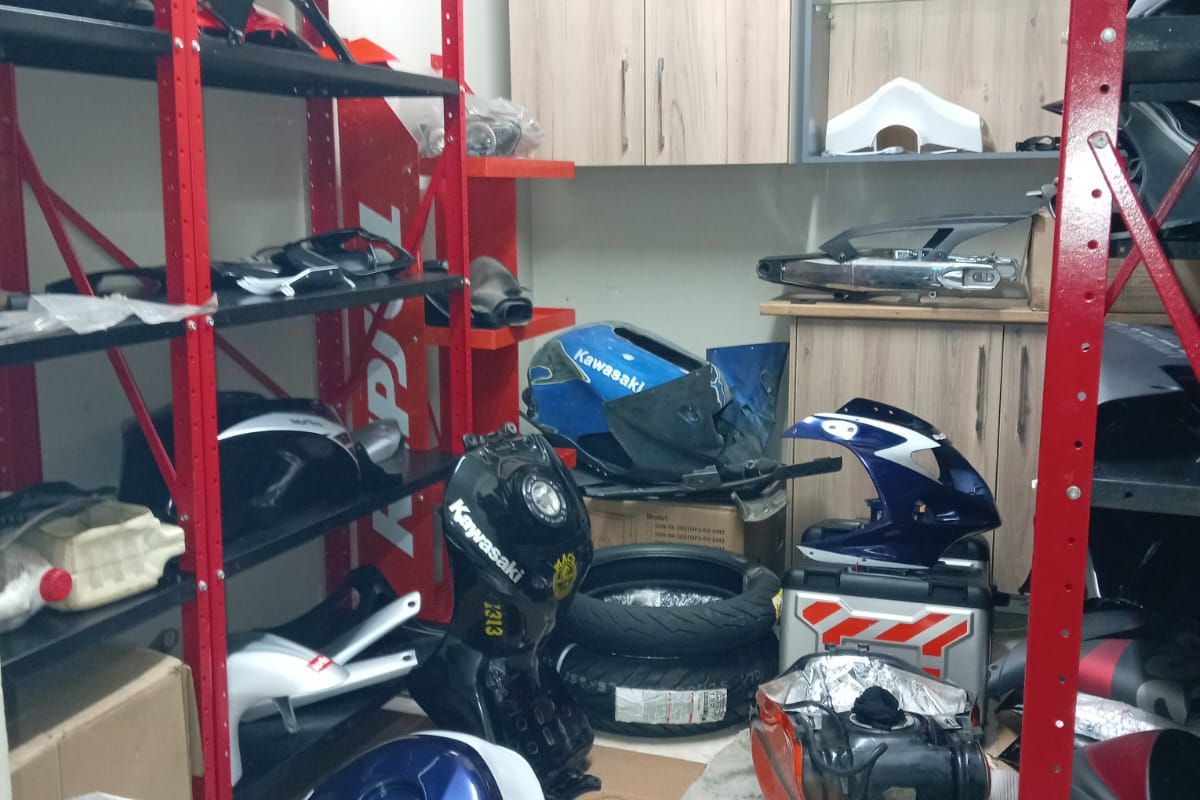 BUSINESS PROPERTY FOR SALE IN VANDERBIJLPARK S.E.6. - Photo 3