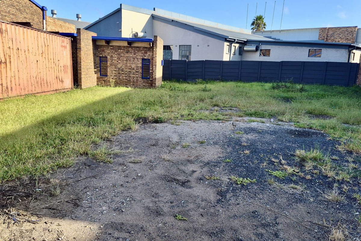 Engineering workshop for sale - Photo 2