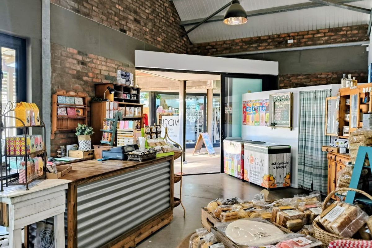 Gourmet Gift Shop & Deli for Sale – Jeffreys Bay - Photo 2