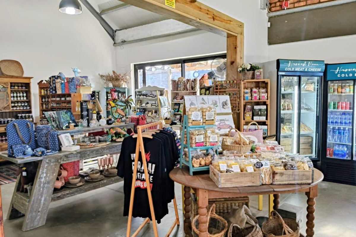 Gourmet Gift Shop & Deli for Sale – Jeffreys Bay - Photo 3